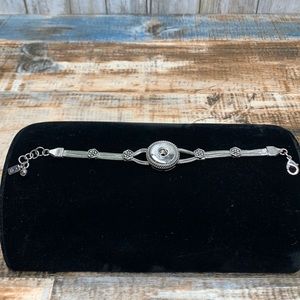 Magnolia & Vine Bracelet